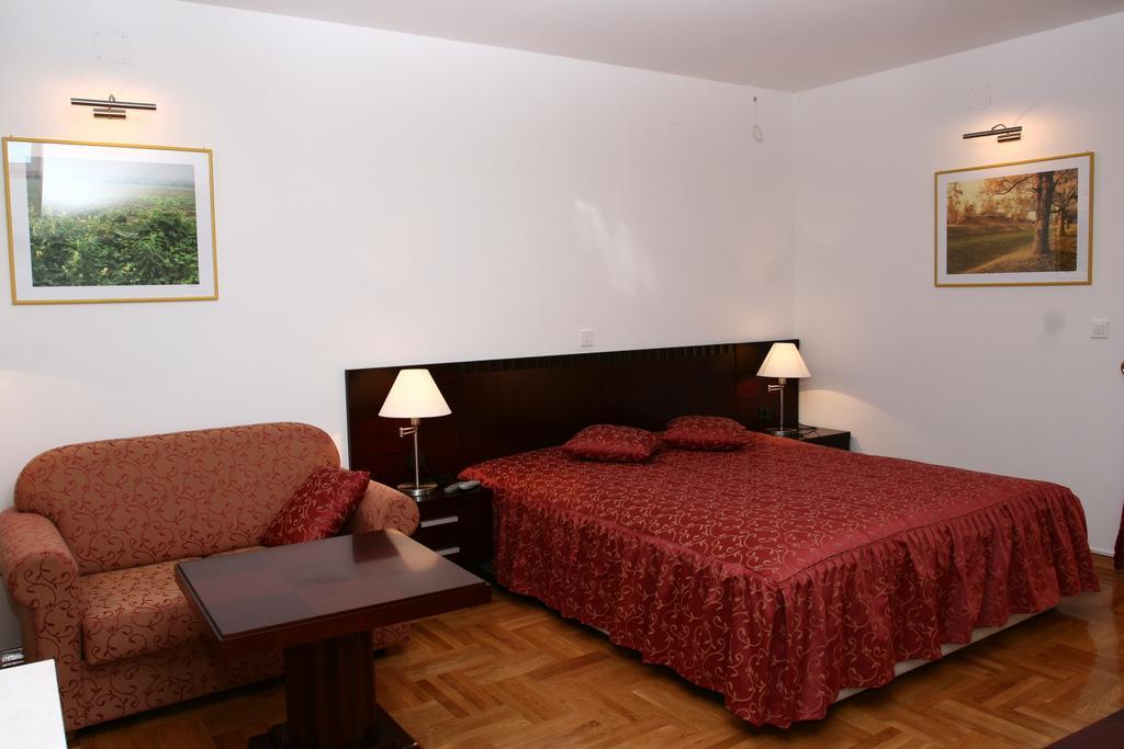 Apartmani Marbis Копривница Номер фото