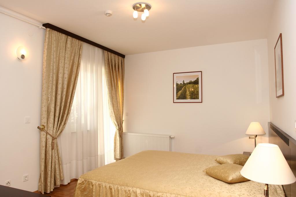 Apartmani Marbis Копривница Номер фото